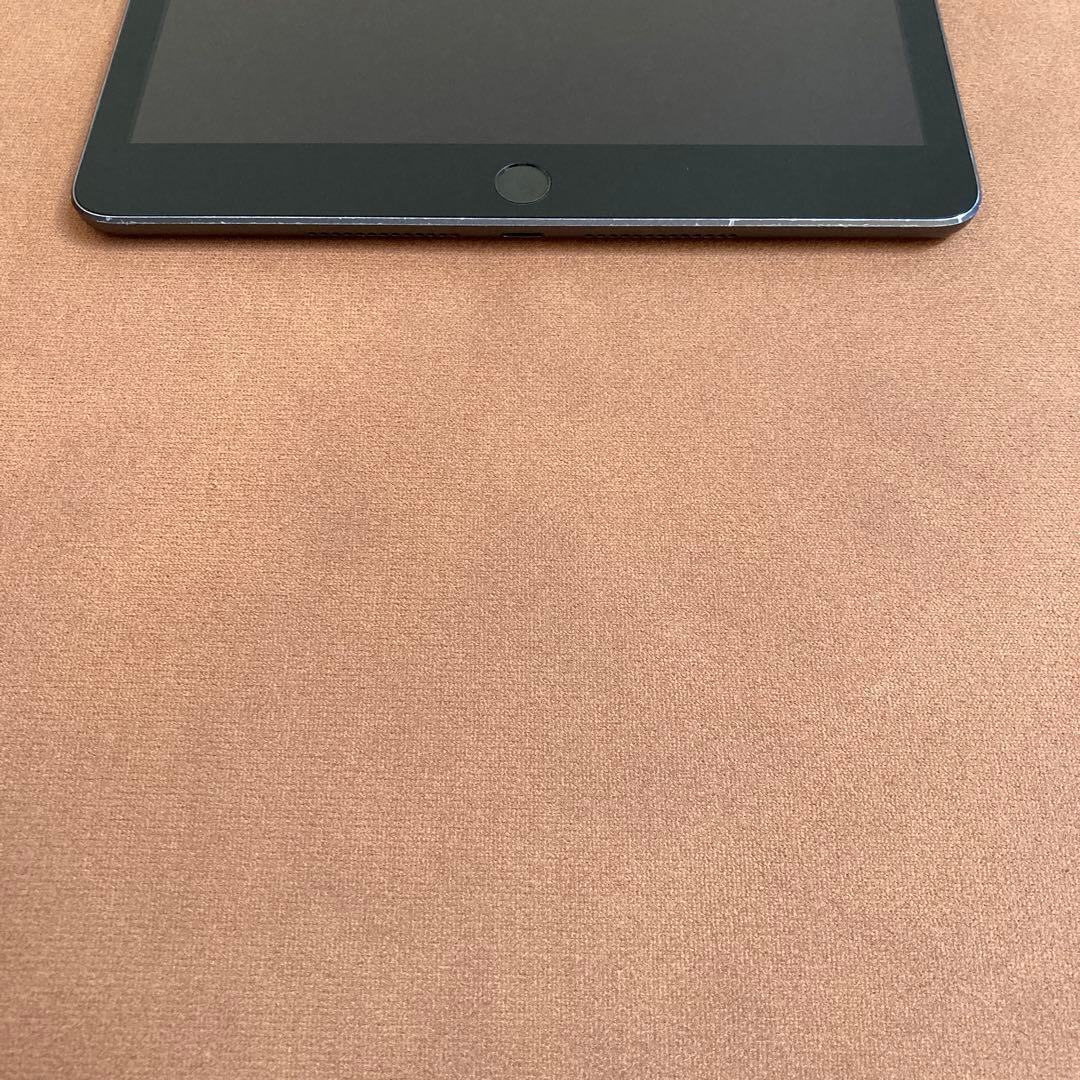 3379【早い者勝ち】iPad7 第7世代 32GB WIFIモデル☆