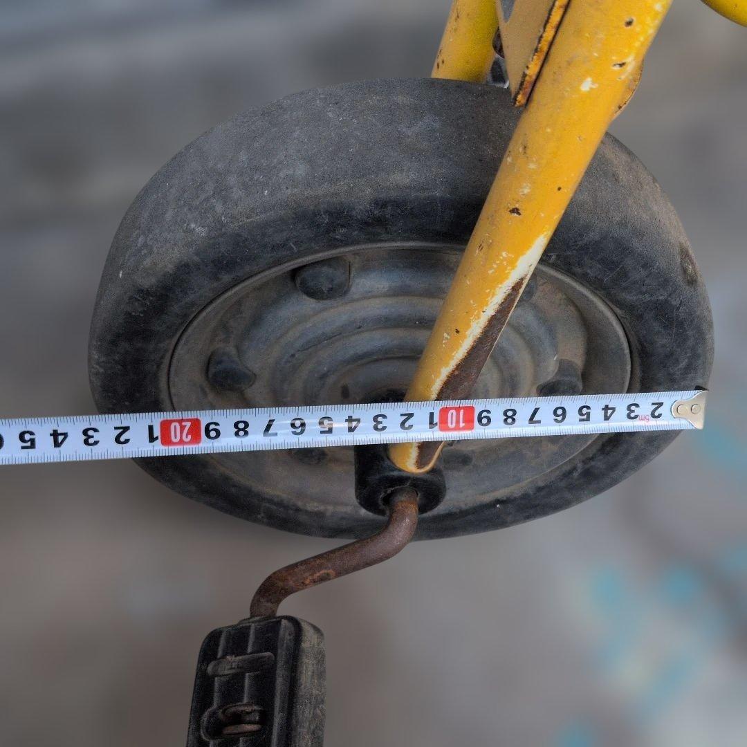 イエロー 三輪車 　ジャクエツ　ヴィンテージ　レトロ