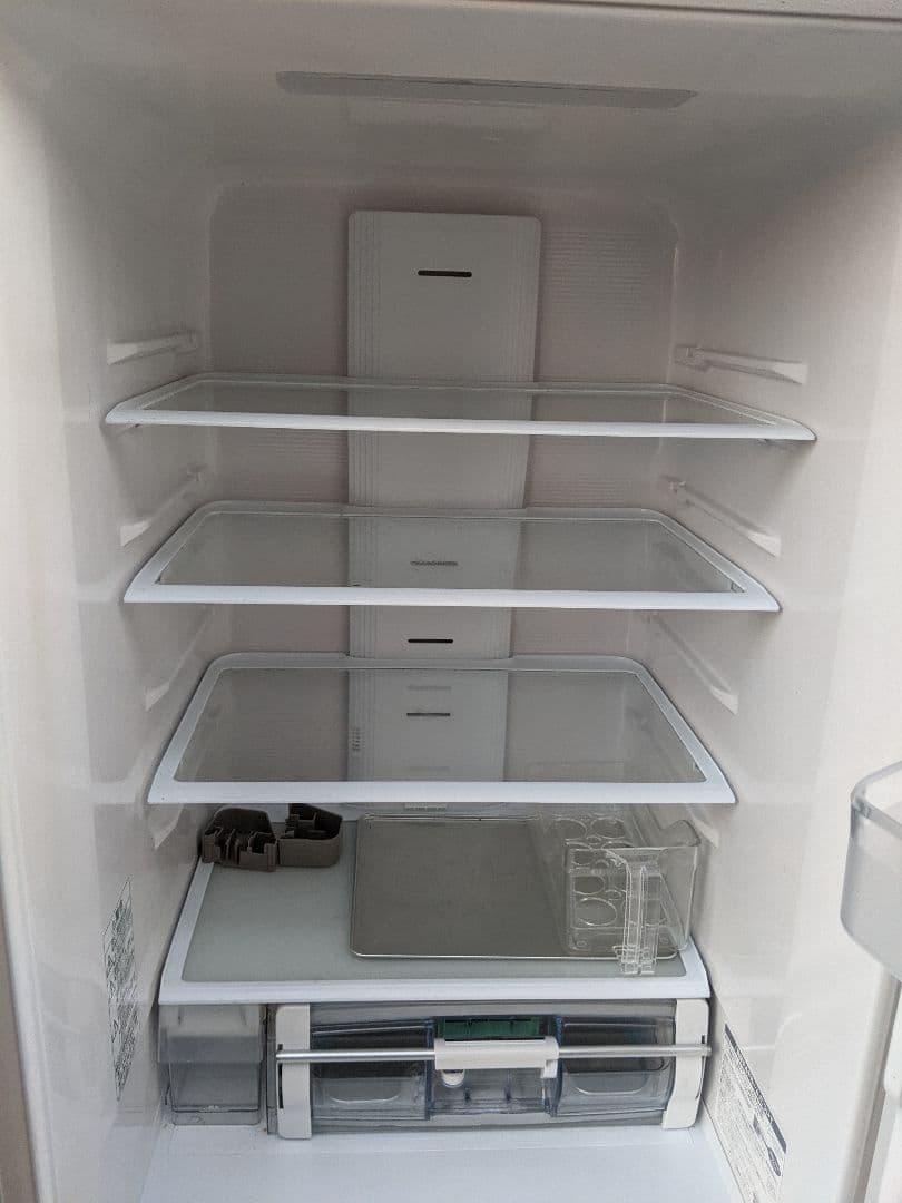 日立 3ドア冷蔵庫 真空チルド R-K380GV 2016年製