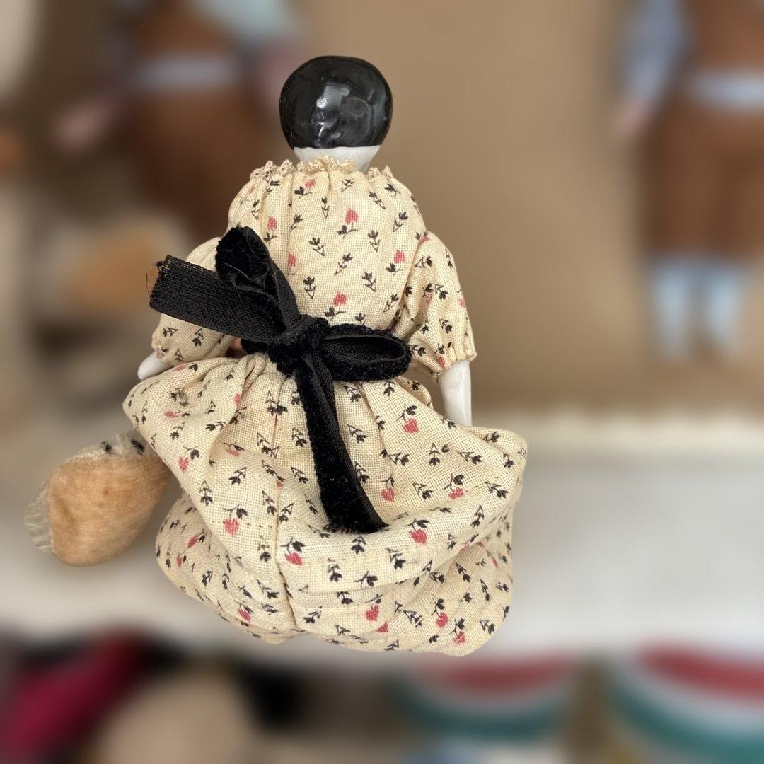 ドイツ　チャイナヘッド　ビスクドール、アンティークドール