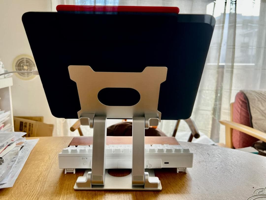 折りたたみ式 iPadスタンド 耐久性抜群