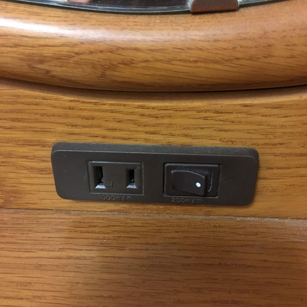 鏡台　ドレッサー　ライト、コンセント、引き出し付き