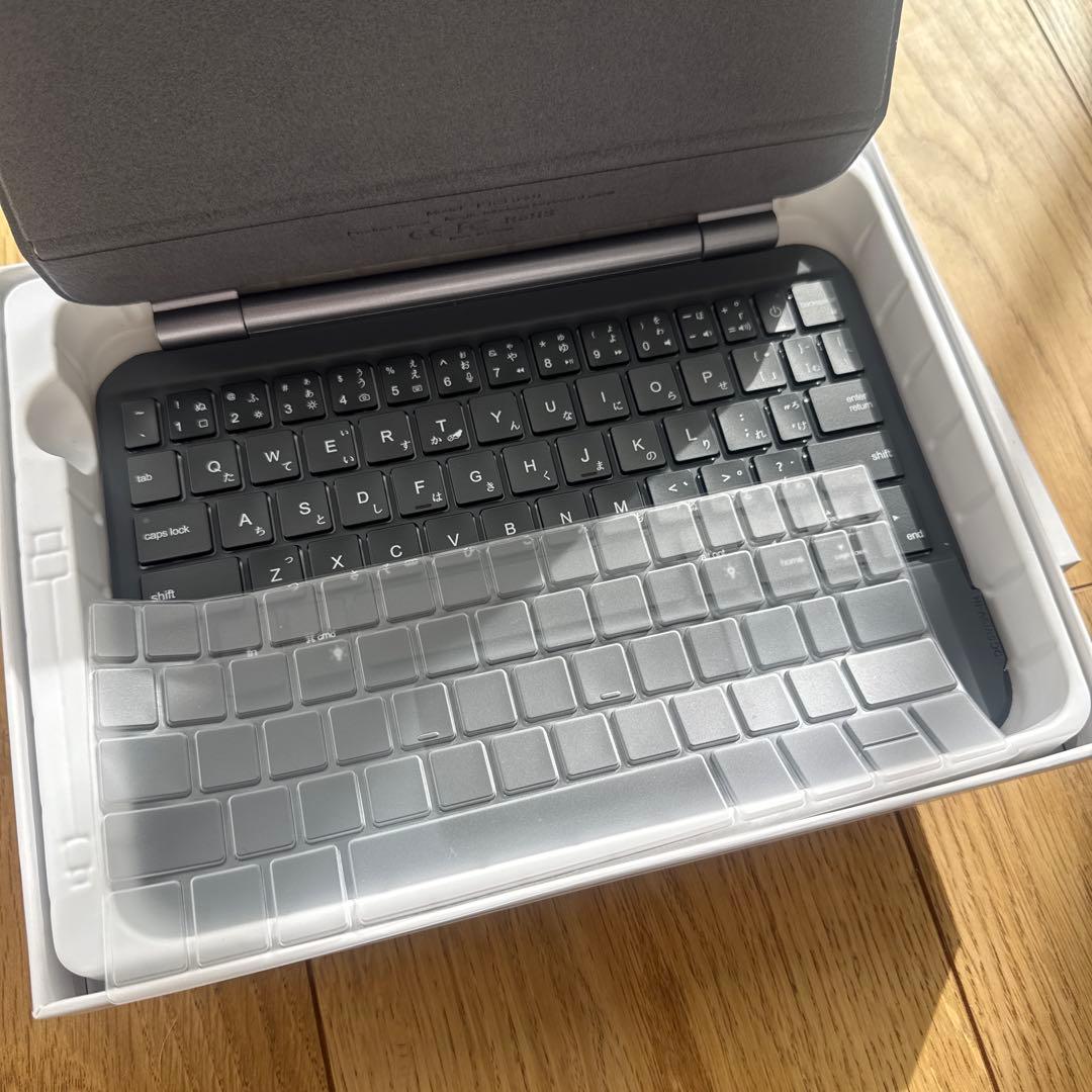 ipad mini6.7用　マジックキーボードケース　【黒】ほぼ新品