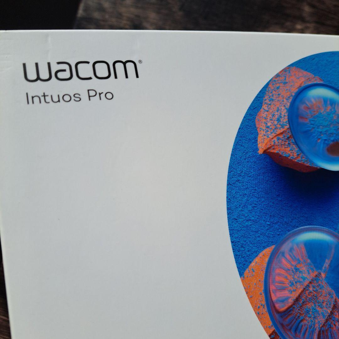 Wacom ペンタブレット　IntuosPro　付属品完備