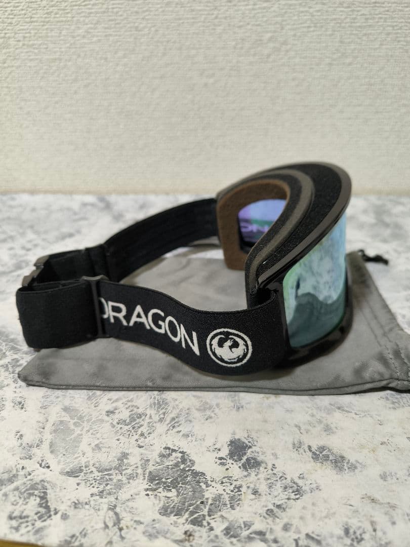 美品✨Dragon■スノボー/スキー/ゴーグル/収納袋付き