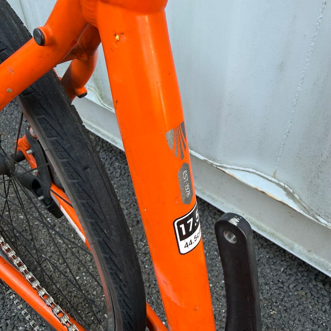 クロスバイク TREK 7.4FX 身長165-175cm 定価8.3万円