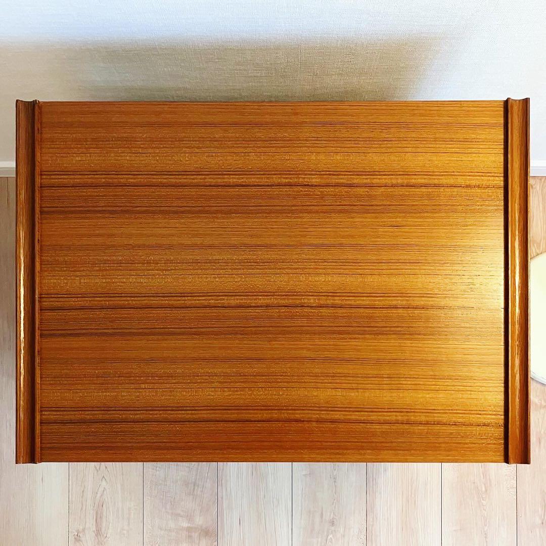 TVボード　オーディオキャビネット　チーク材　ビンテージ家具　古家具　モダン