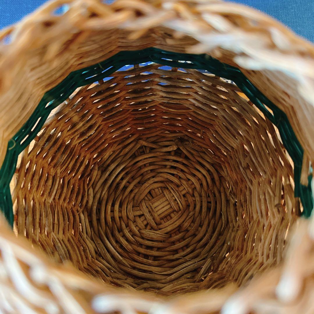 フランス　ブロカント　可愛いウサギのパニエ