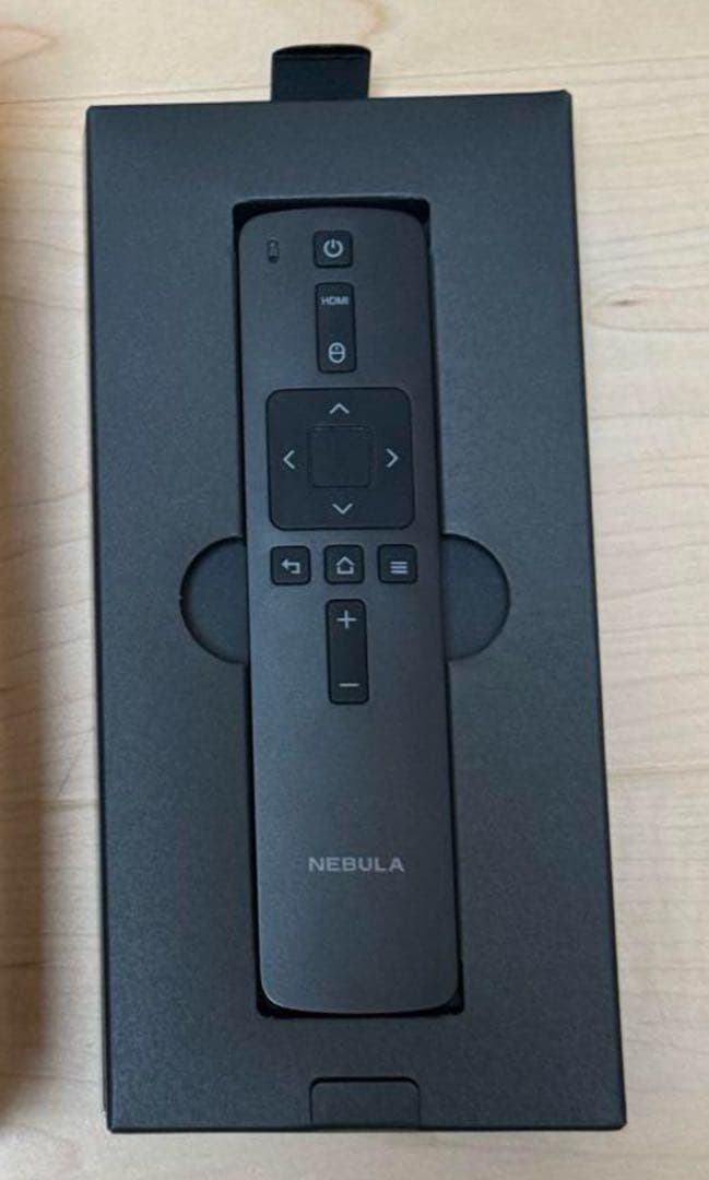 り*り様 NEBULA Capsule Max プロジェクター本体　三脚付き！！