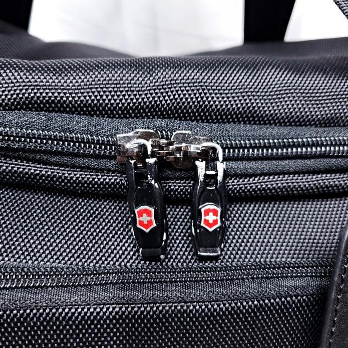 【美品】 ビクトリノックス スイスアーミー 2way トラベル ボストンバッグ