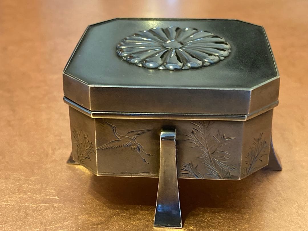 ボンボニエール皇室　唐櫃　純銀