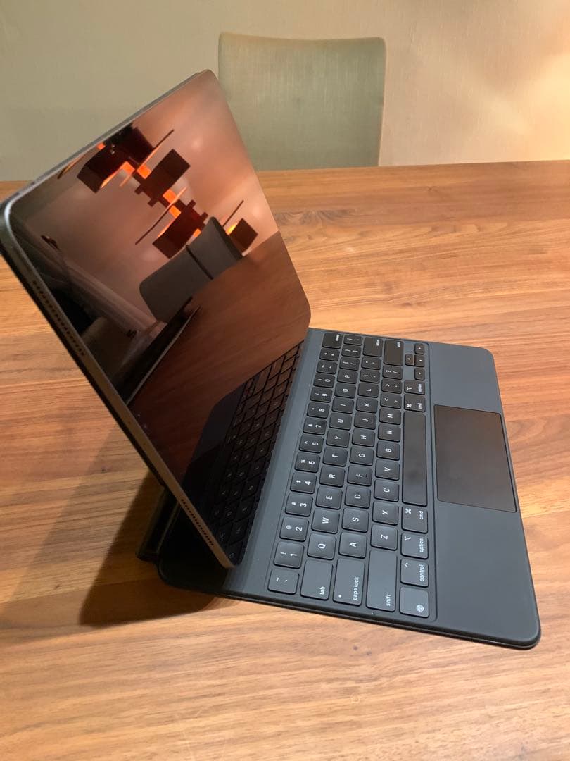 iPad pro 12.9インチ256GB MagicKeyboard