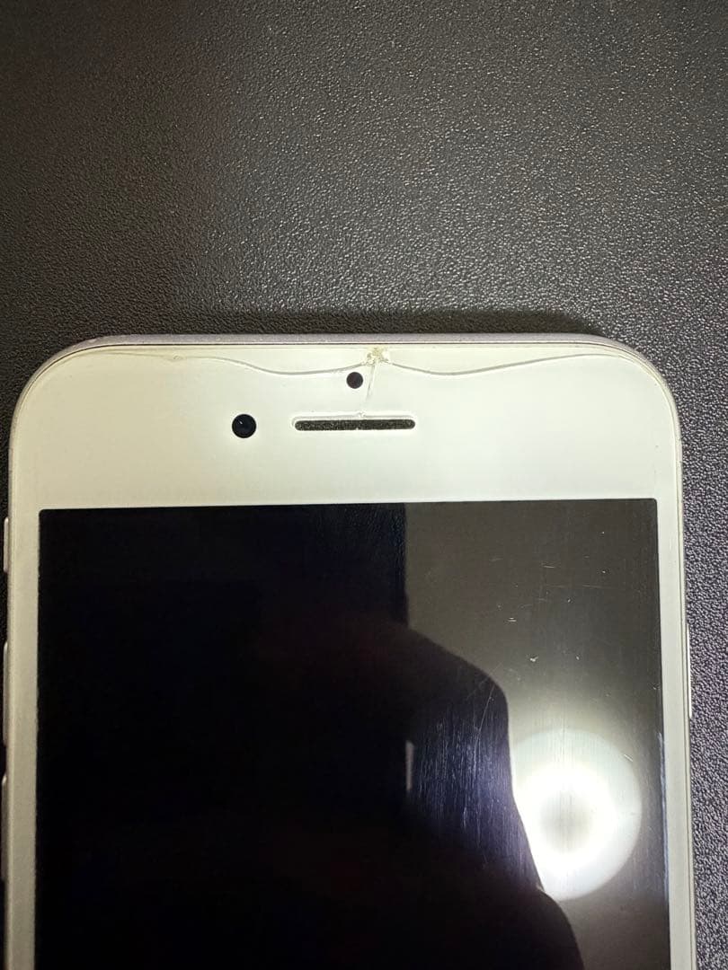 iPhone8 ホワイト 本体