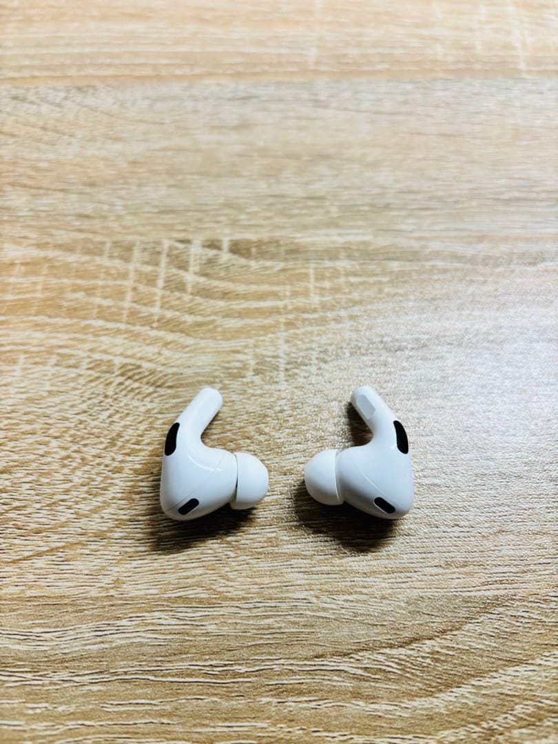 AirPods Pro第二世代（Lightning）＋専用ケース付き