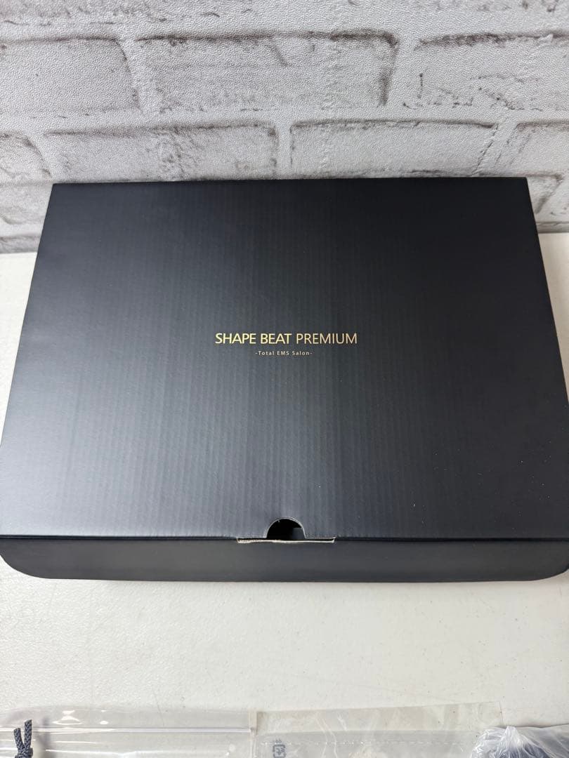 美品 未使用品 セットシェイプビートプレミアム 美顔器 ダイエット ディノス