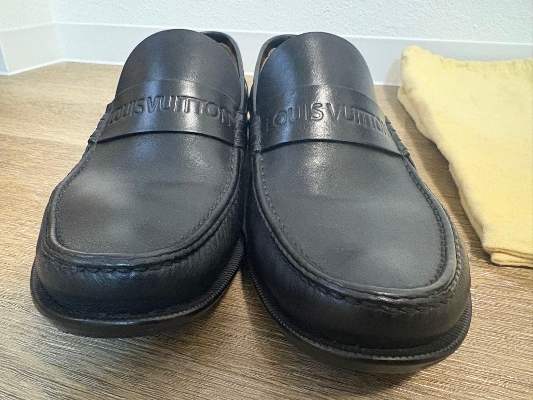 LOUIS VUITTON サイズ8 ローファー 収納袋付き
