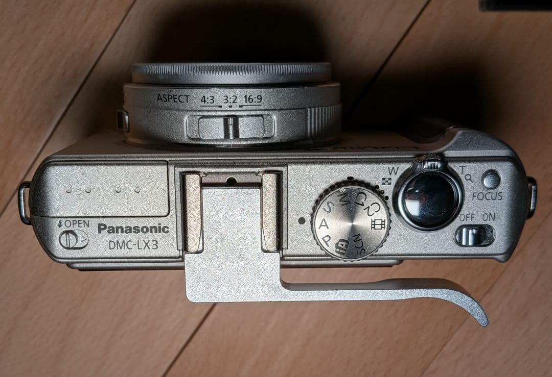デジタルカメラ Panasonic LUMIX DMC-LX3