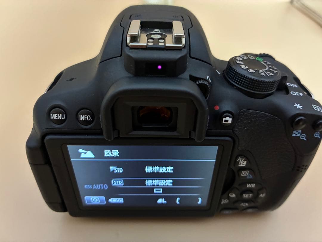 ⭐︎美品⭐︎ Canon EOS kiss X7i STMレンズ デジ一眼