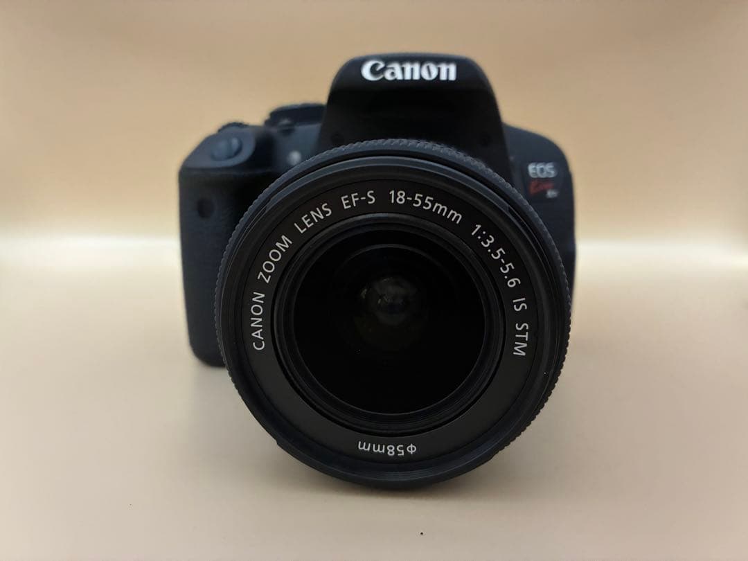 ⭐︎美品⭐︎ Canon EOS kiss X7i STMレンズ デジ一眼