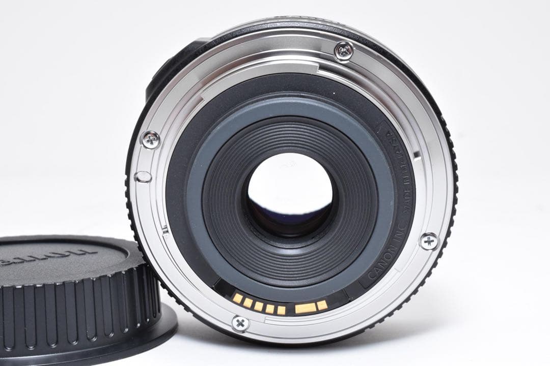 Canon EF-S 24mm f/2.8 STM レンズ