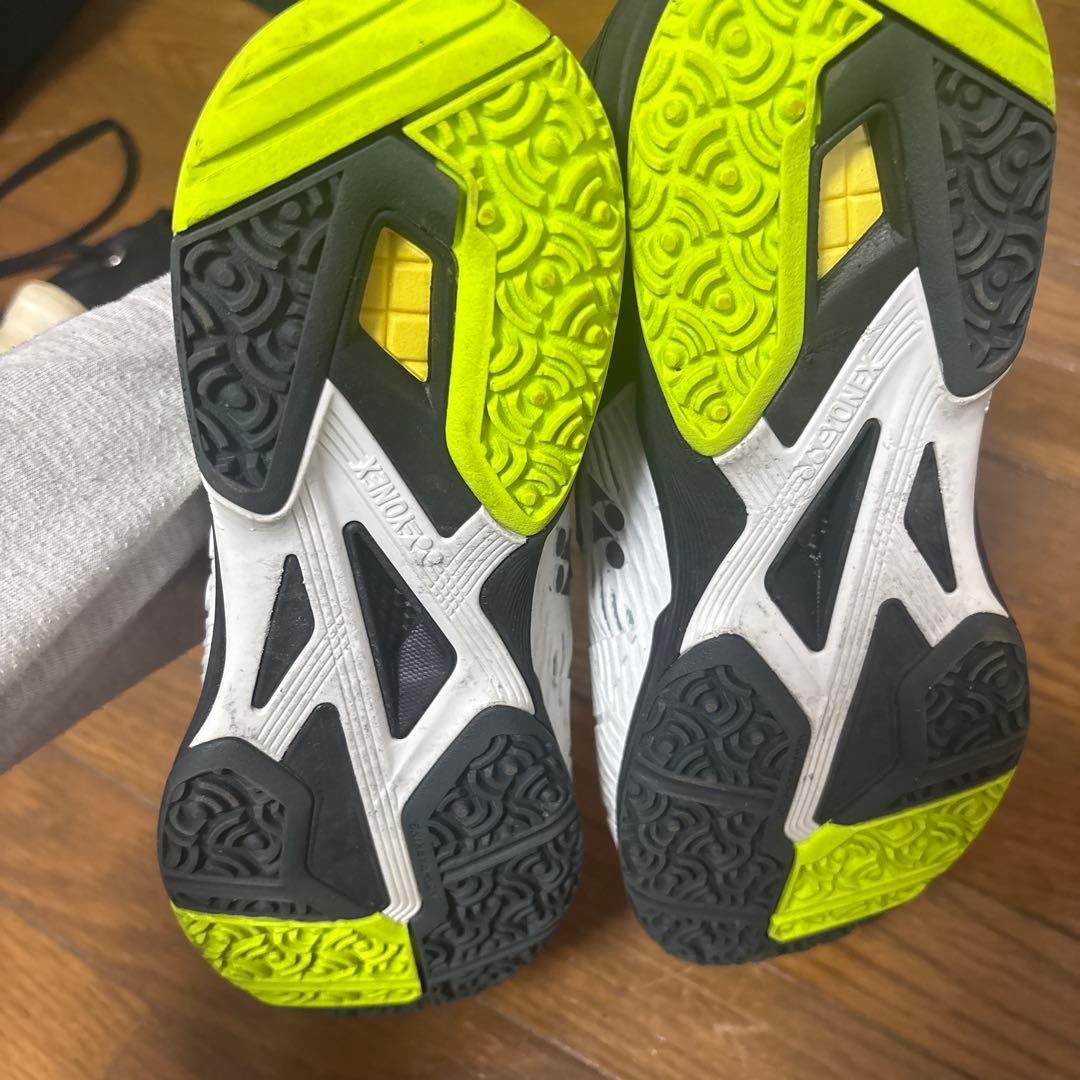 ヨネックス　ボルトレイジ(ラケット)、ソニケージ(シューズ)