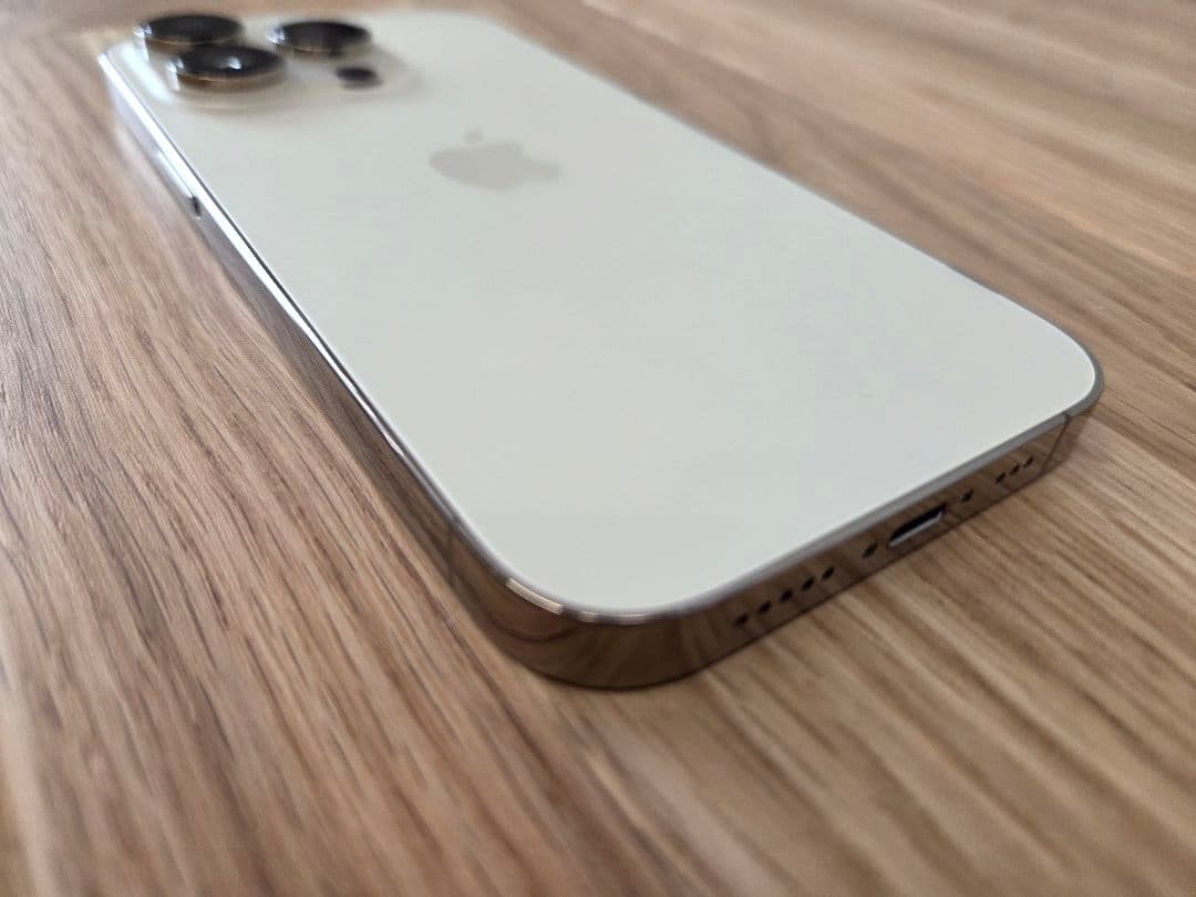 SIMフリー Apple iPhone 14 Pro ゴールド 256GB！