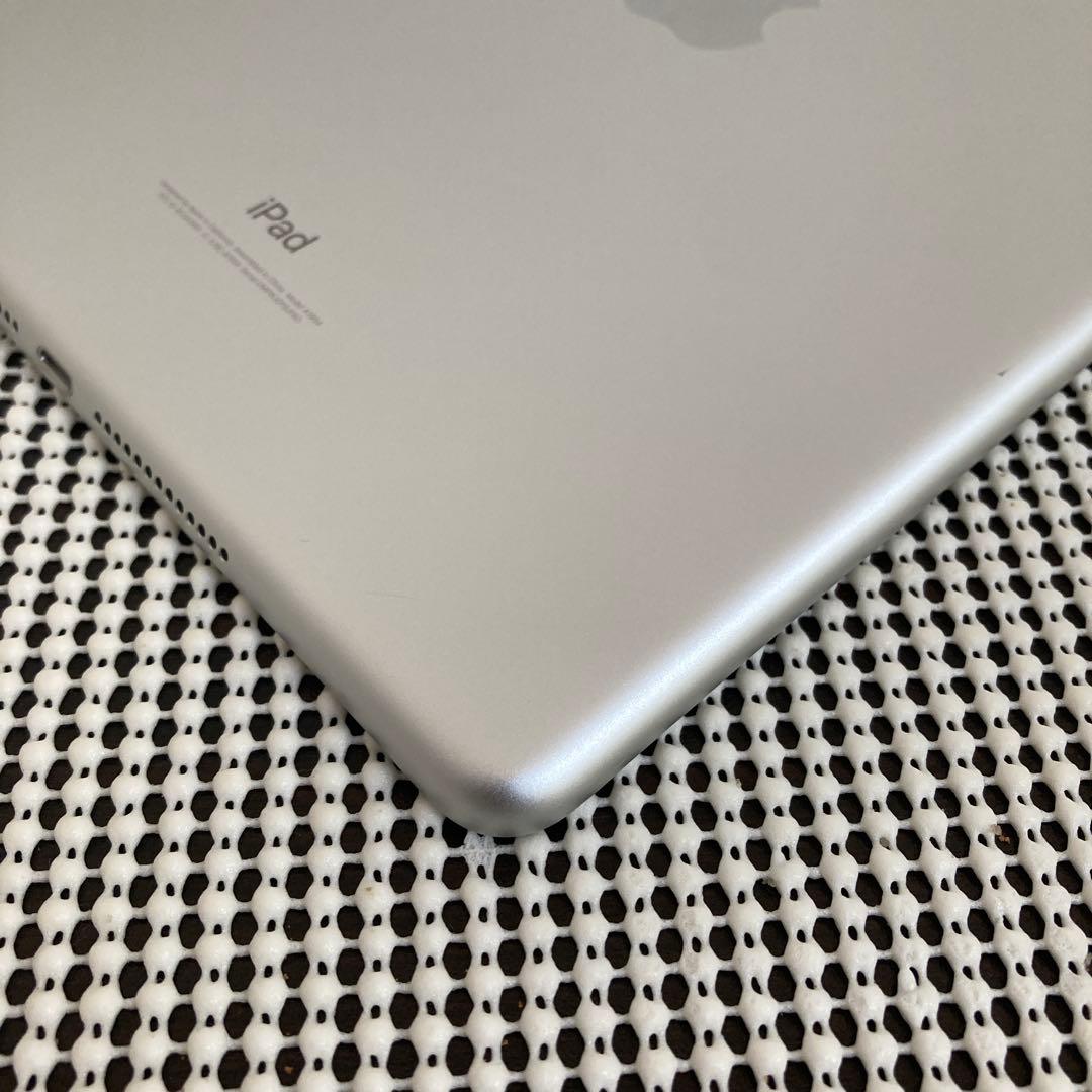 61【早い者勝ち】美品☆電池最良好☆iPad6第6世代 32GB SIMフリー☆