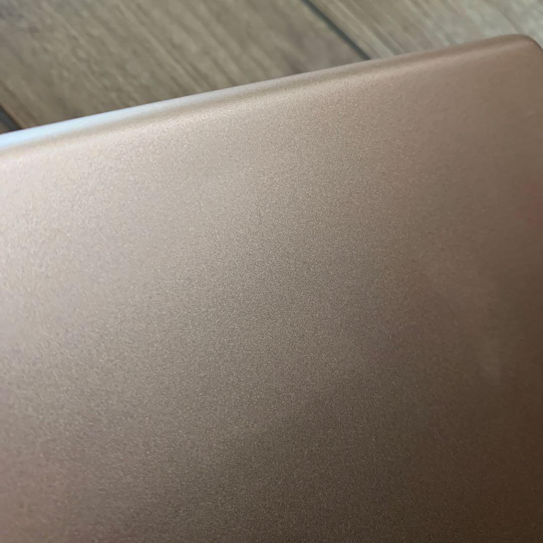 格安 iPad第6世代 2018 9.7インチ 128GB SIMフリー本体のみ