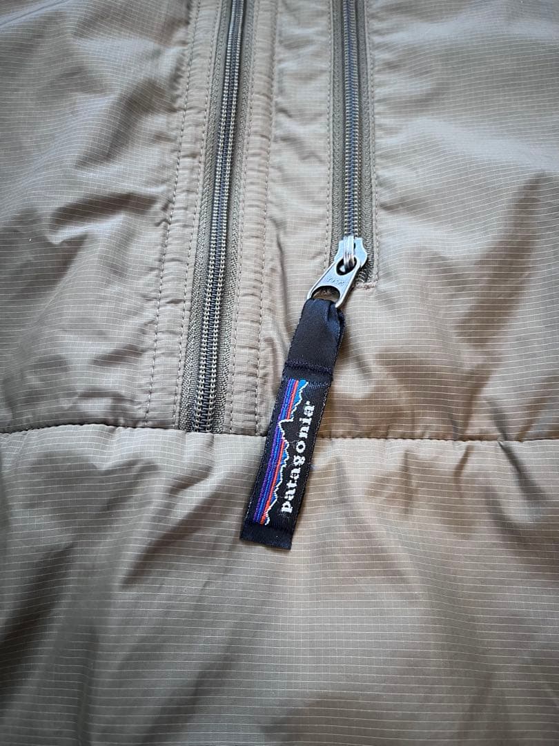 希少 patagonia パフボール プルオーバー カーキ MARS S