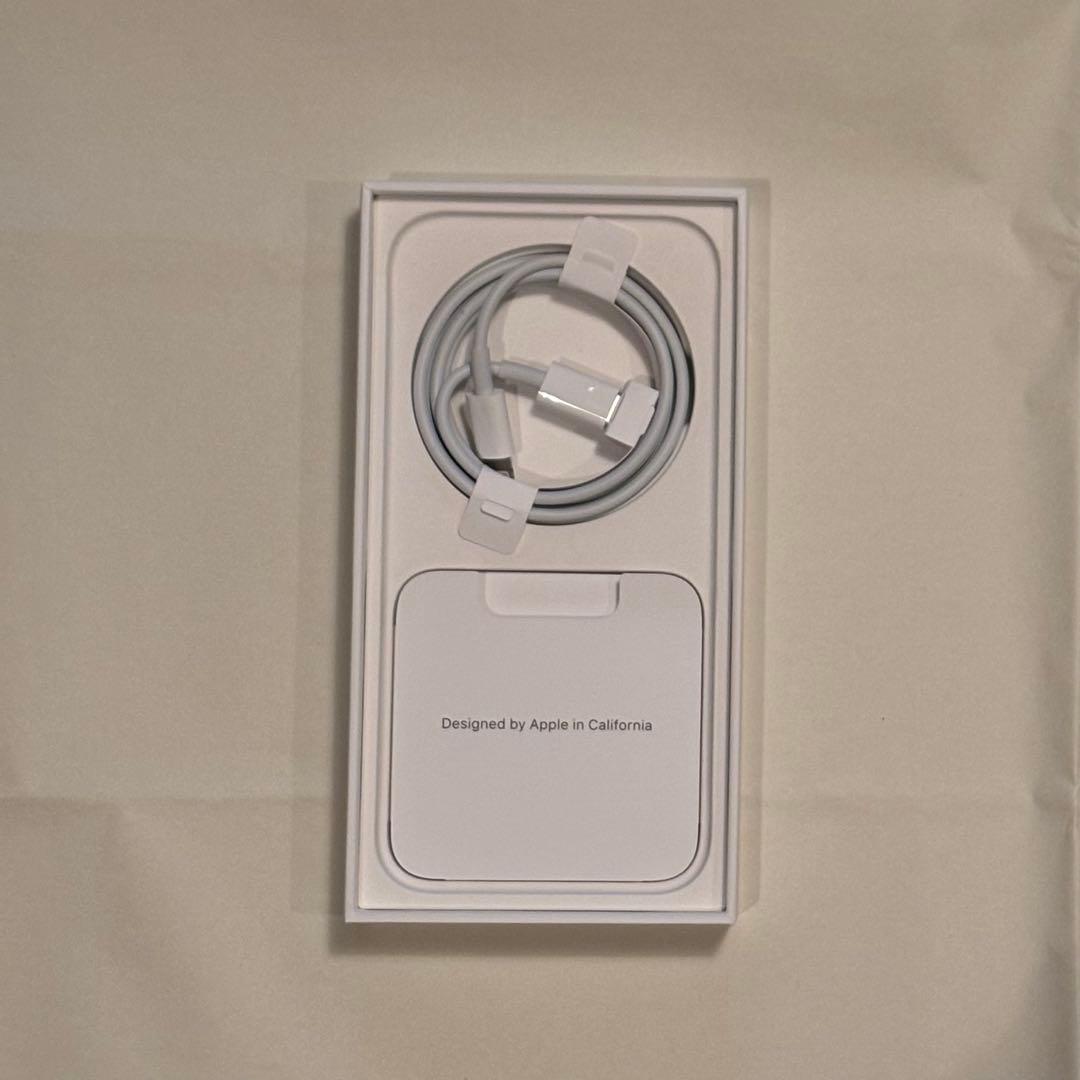 iPhone13 ホワイト 128GB 美品 箱あり