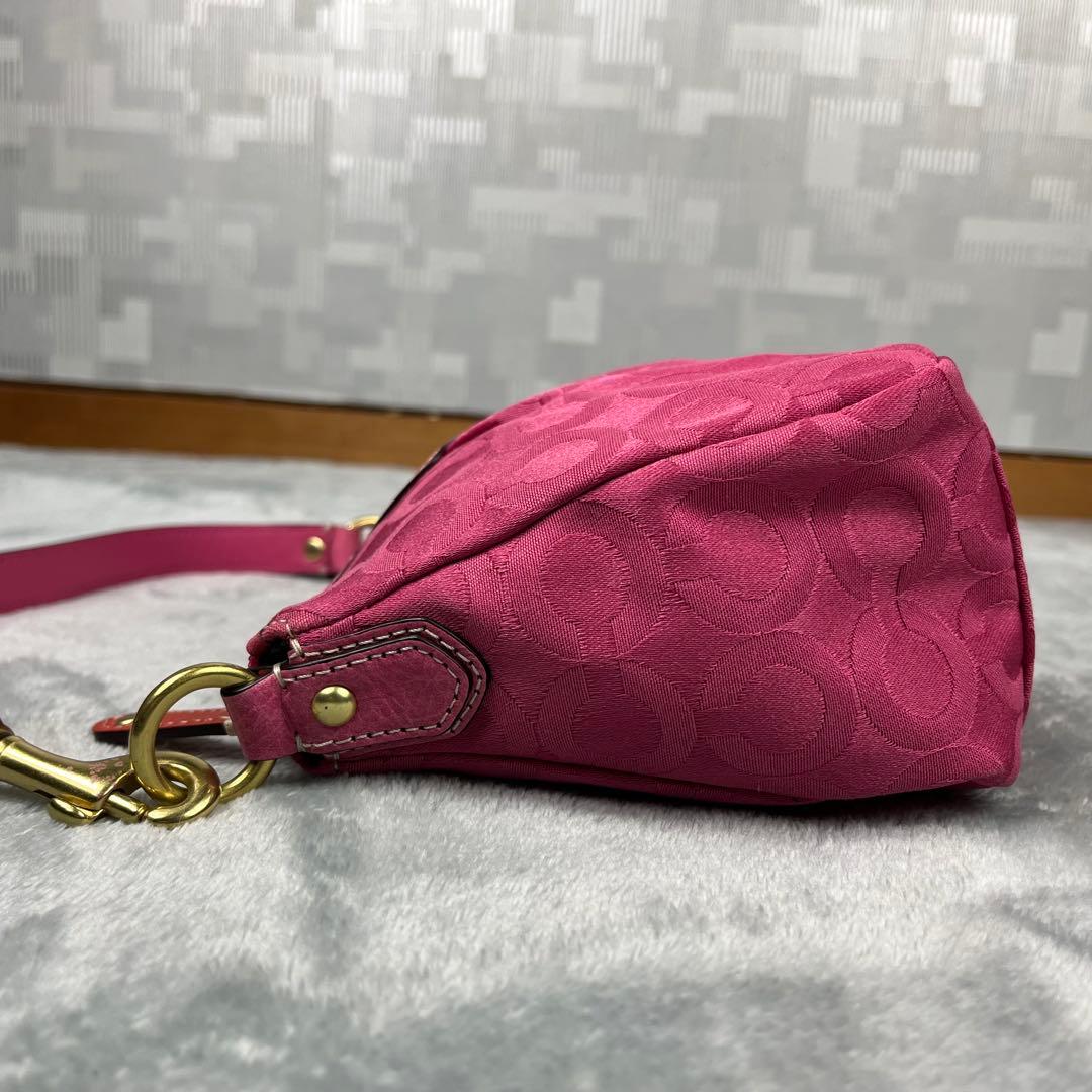 美品 COACH コーチ ワンショルダー オプアート アクセサリーポーチ ピンク