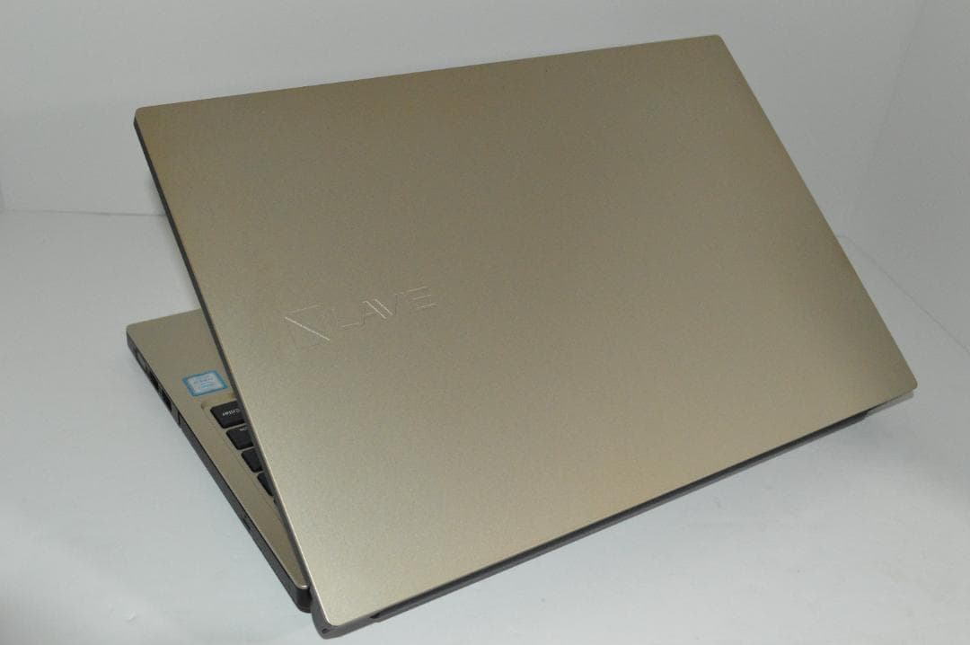 ゴールドLAVIE第8世代Corei7/32G/SSD1TBバッテリー良好