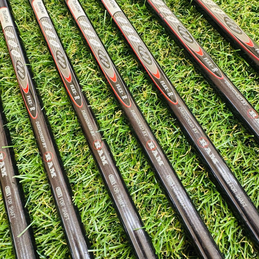 【左利き】RAM TOUR GRIND アイアンセット 8本（R）