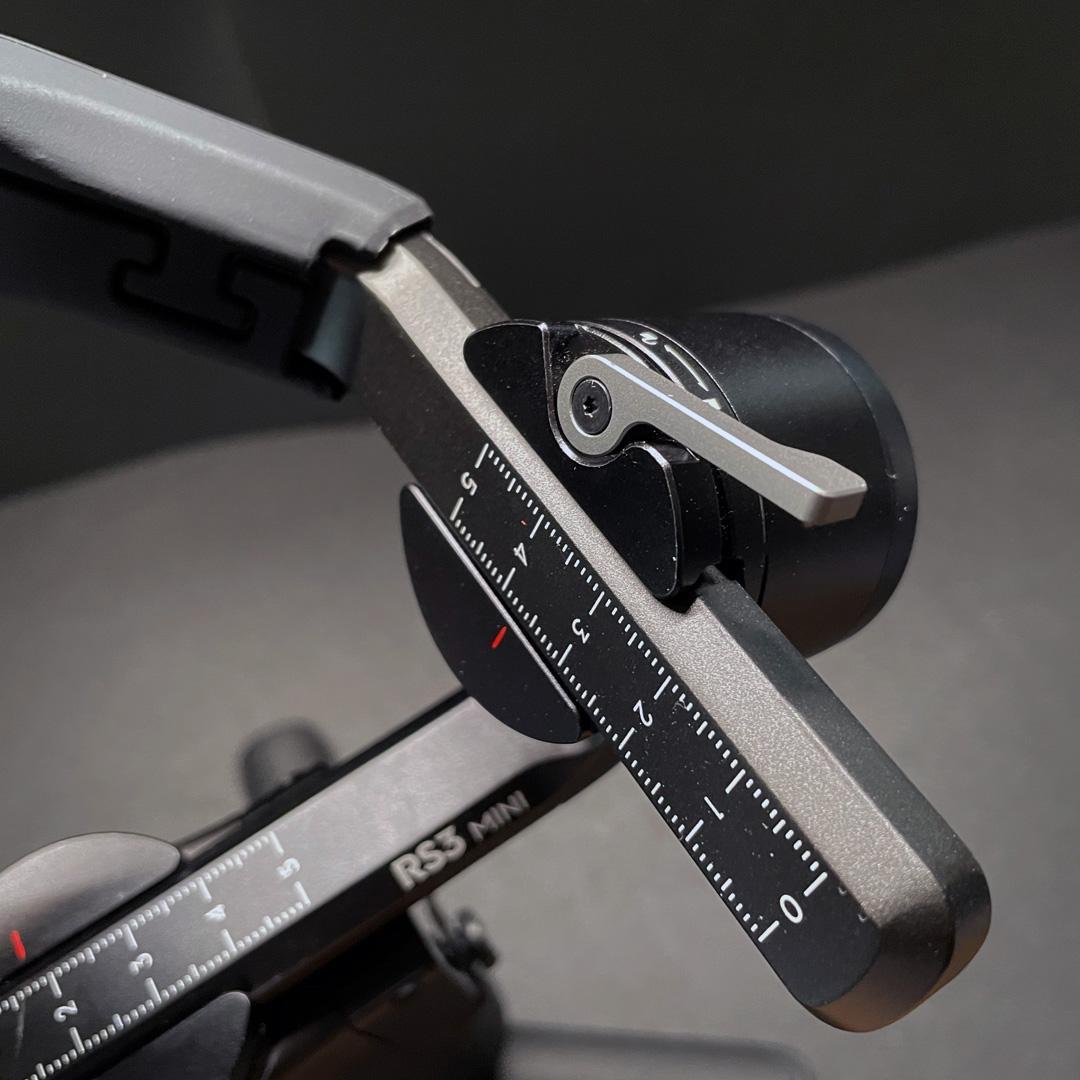 DJI RS3 MINI＋ハンドル＋ Falcamアーム他諸々＋外部モニター