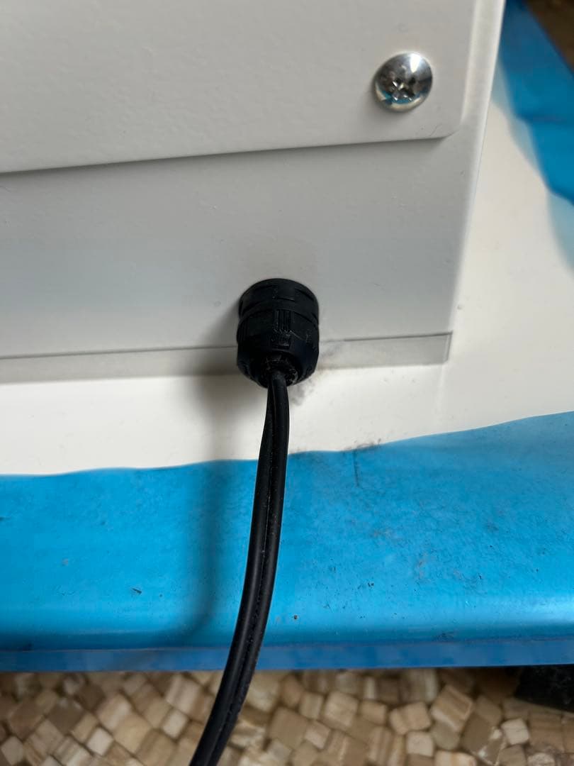 UVC エアステリライザー　殺菌ランプ型空気清浄装置A-101W 30畳　業務用