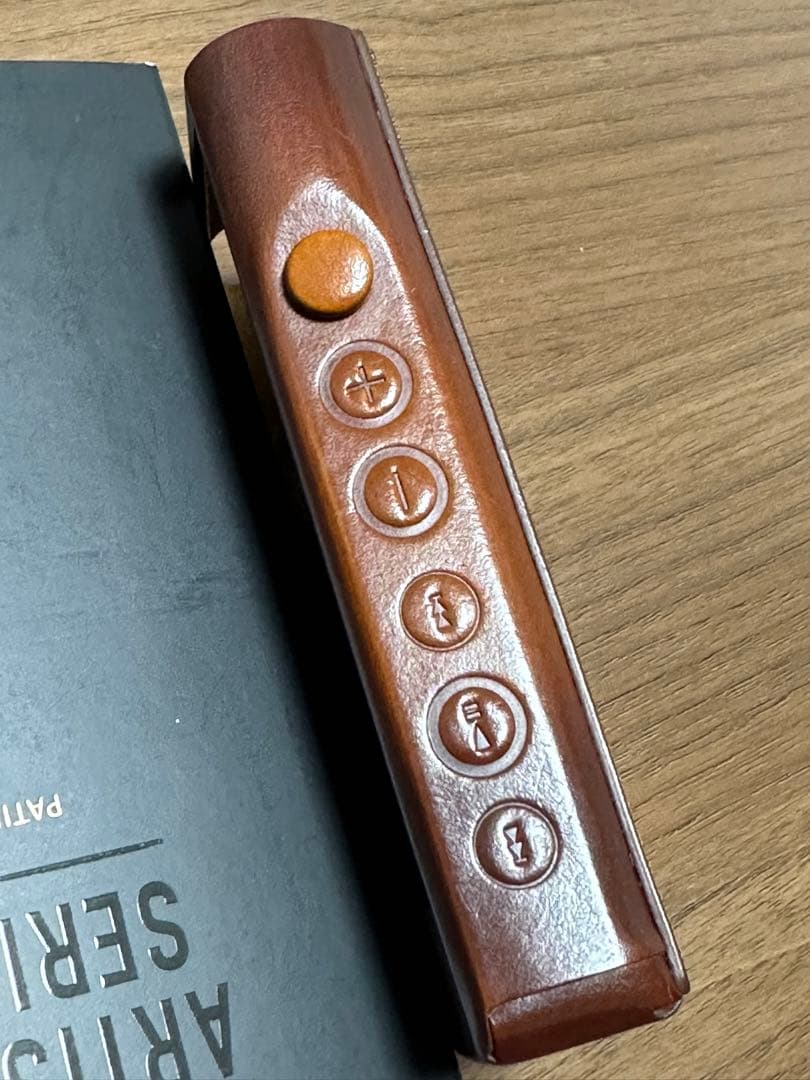 ポータブルプレーヤー Dignis Patina Brown Case for NW-WM1