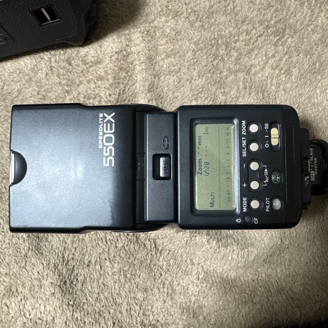 Canon EOS D60 バッテリーグリップ　ストロボ、レンズ付