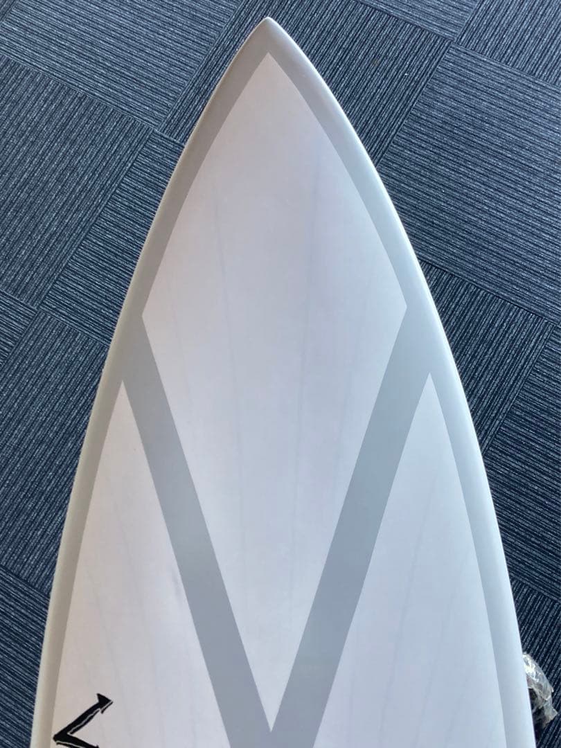 【新品アウトレット、送料込みに変更可】SANTACRUZ 5.8 Batmo