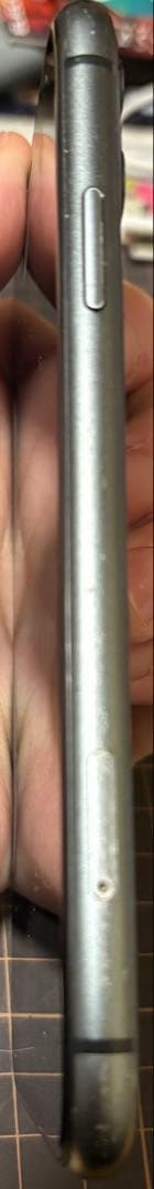 Apple iPhone 11 128GB SIMフリー 充電ケーブル付き