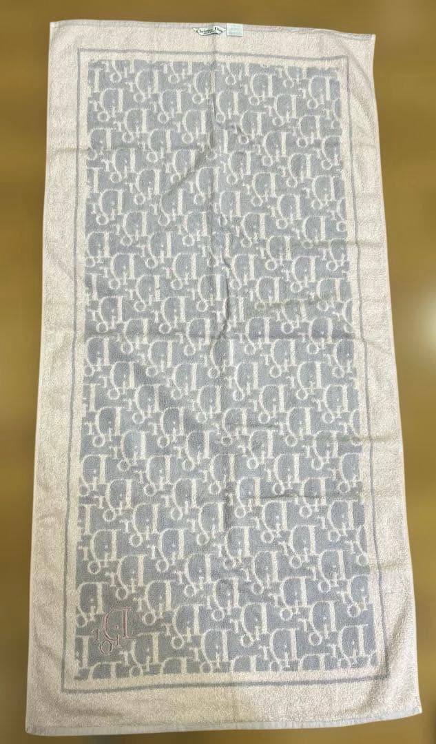 クリスチャンディオール　Christian Dior トロッター柄 バスタオル