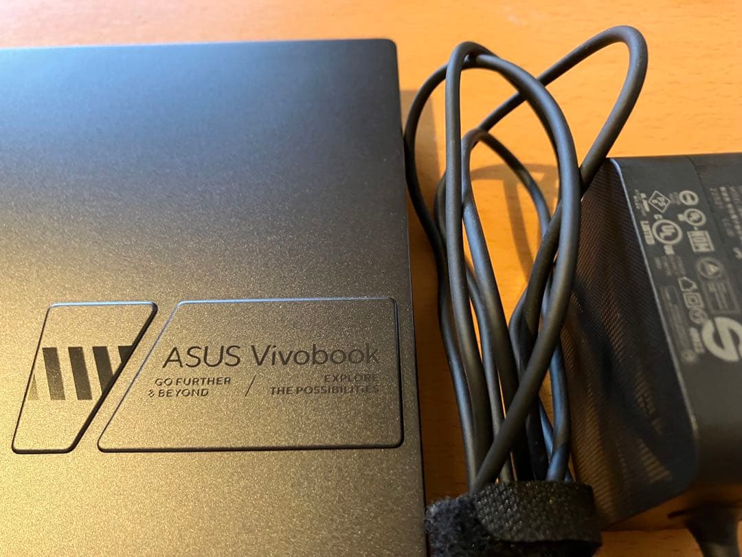 【ASUS】Vivobook 15X OLED ノートPC