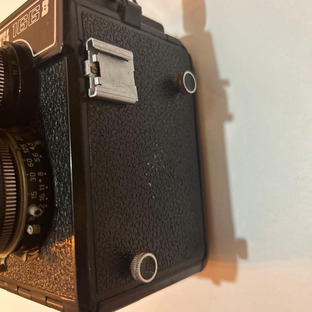ロシア製の二眼レフカメラ「LUBITEL 166B（ルビテル166B）」