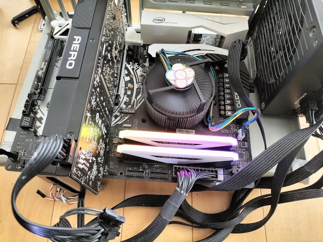 corsair RGBメモリー　１６GB