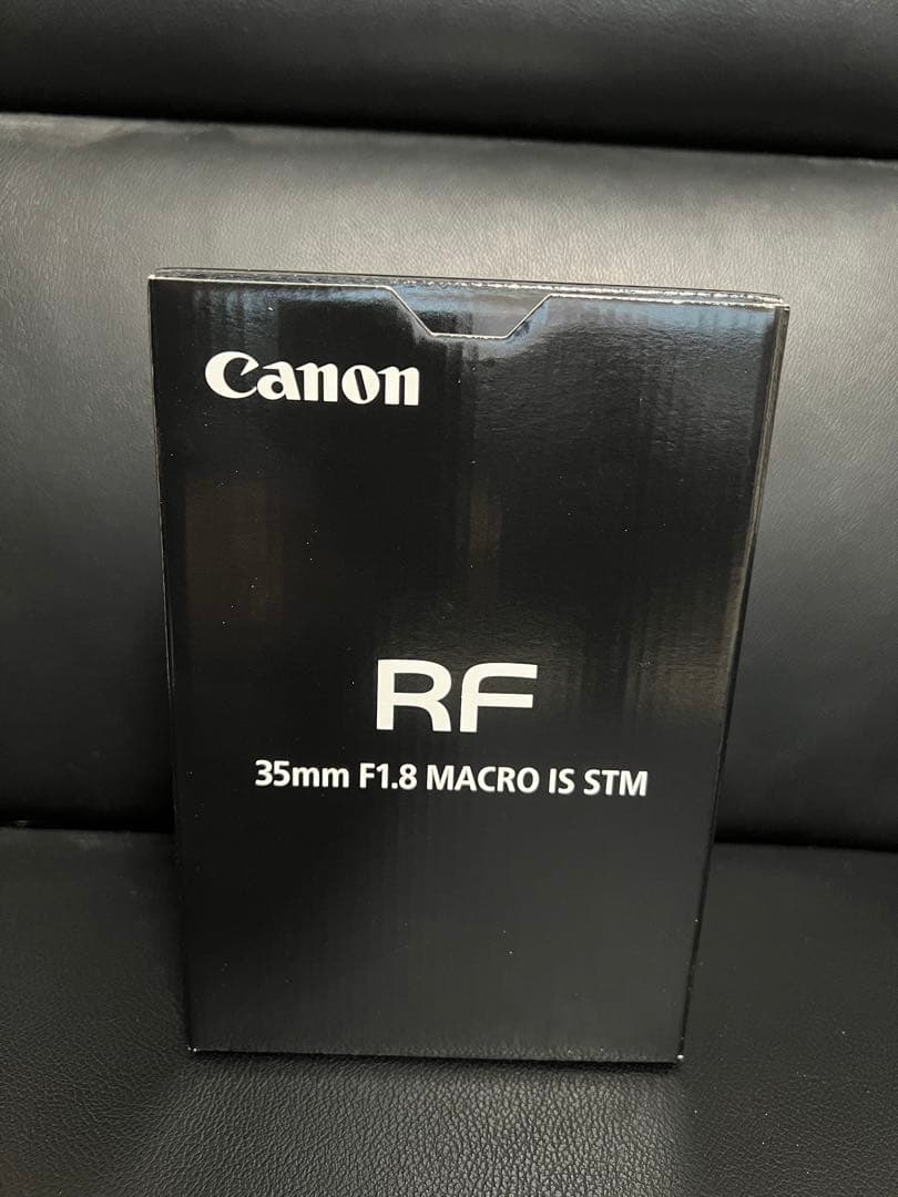 Canon RF 35mm F1.8 MACRO IS STM 純正フード付き