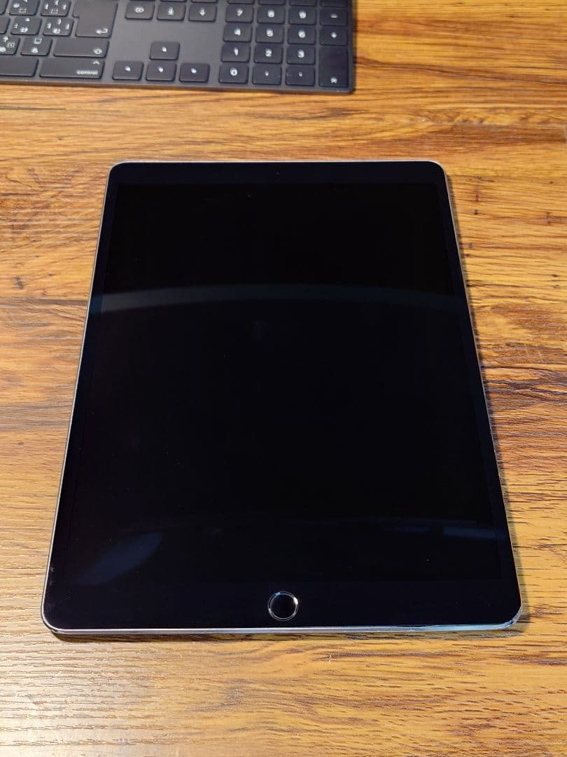 Apple iPad Pro 10.5 cellular スペースグレー