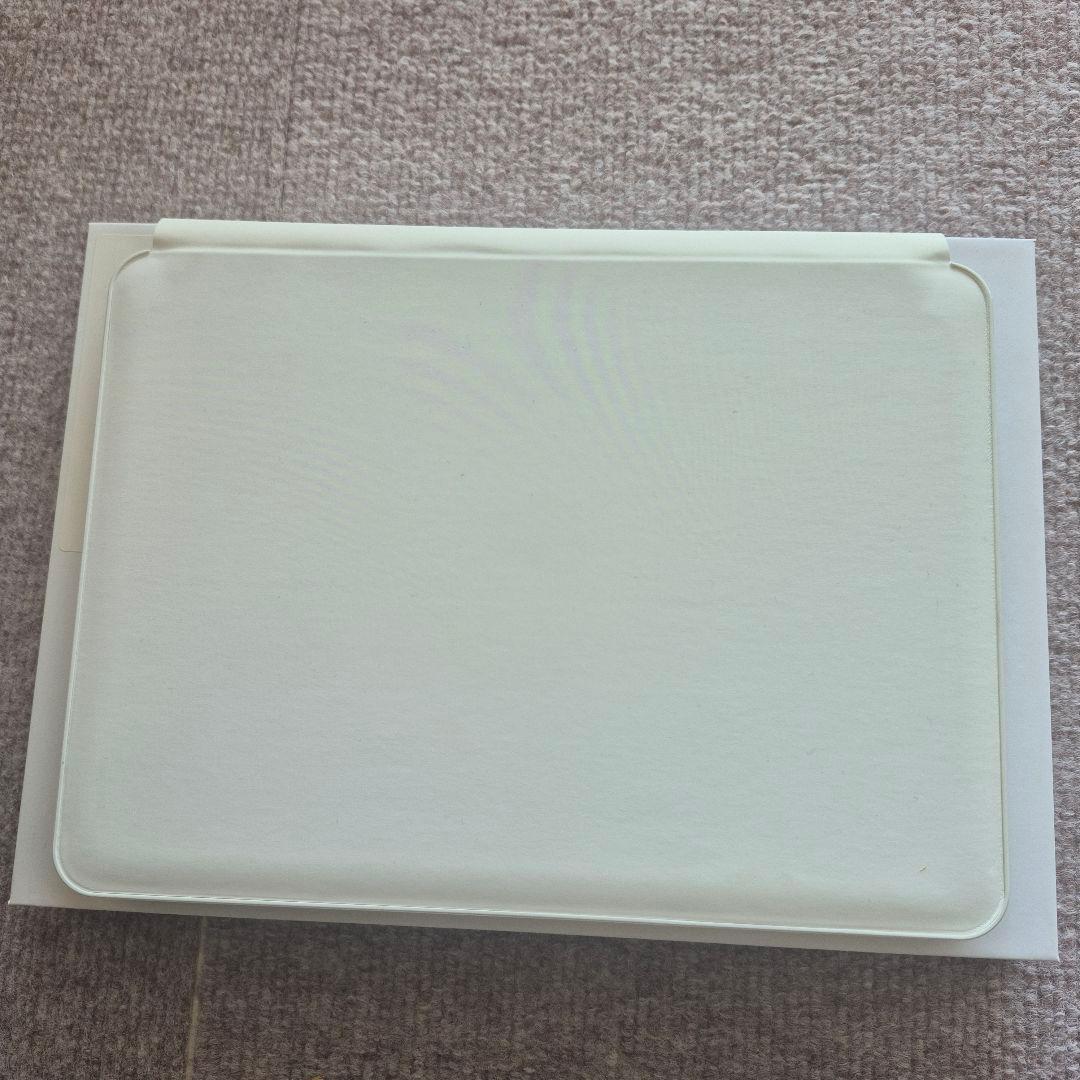 新品同様★iPad第10世代 Apple iPad 64GBシルバー