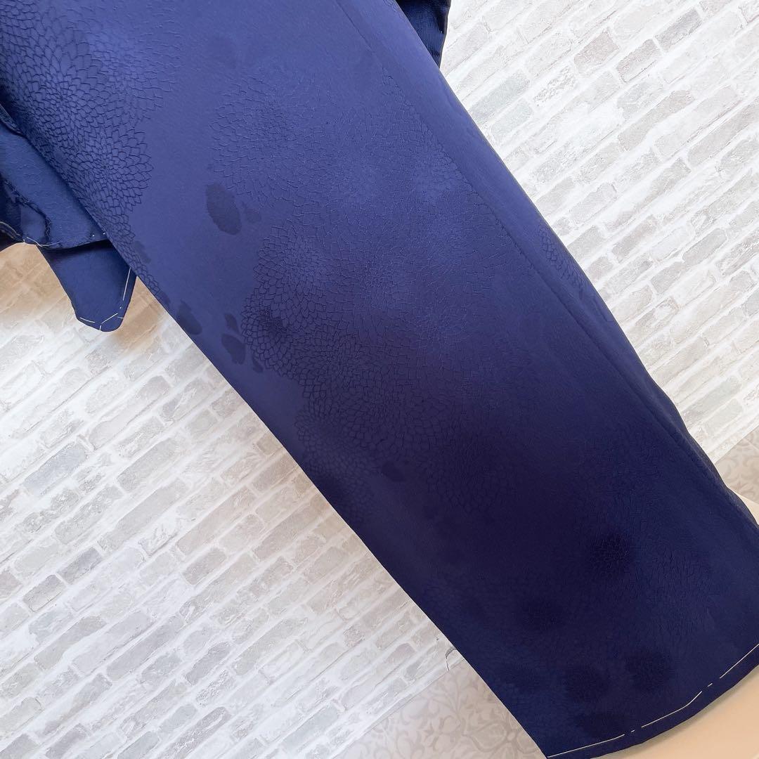 色無地　狢菊　地紋　紺色　躾糸付き　丸に片喰　シンプル　礼装　I1