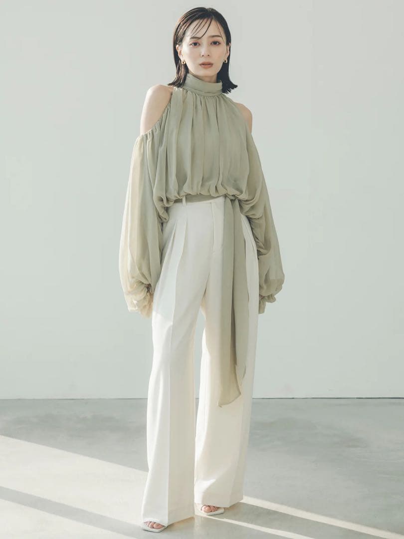 【美品】シフォンボリュームブラウス セージグリーン アニュアンス