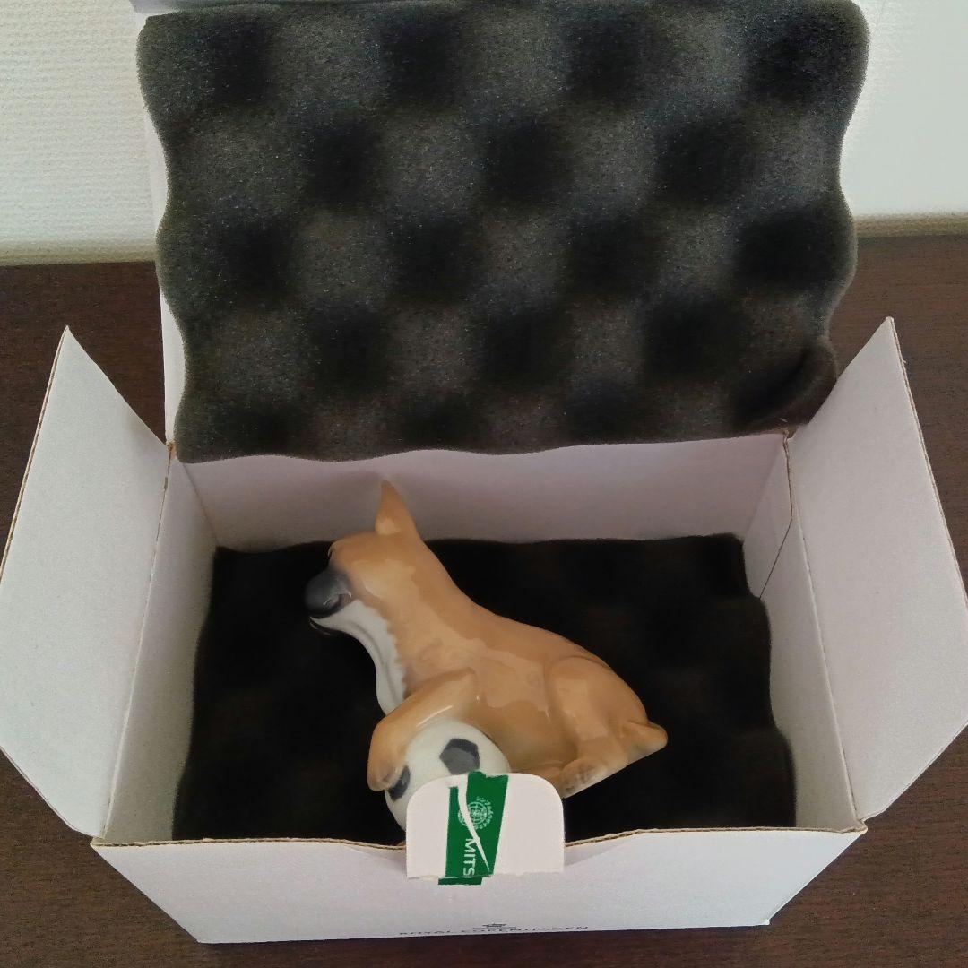 ロイヤルコペンハーゲン2018年フィギュリン 犬 専用箱付