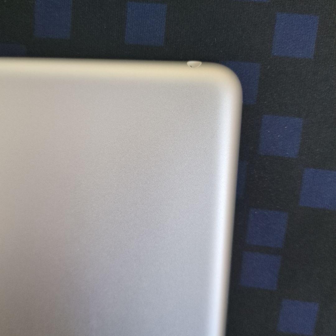 iPad 第9世代256GB　シルバー　Wi-Fiモデル